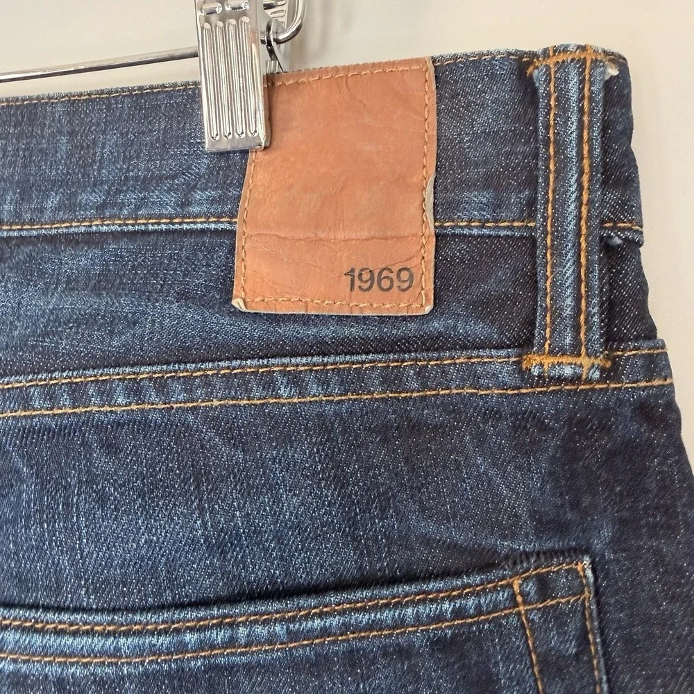 Gap 1969 men's Denim relaxed fit dark blue Wash SZ-33X32 fits 34X31‎ 100% Cotton